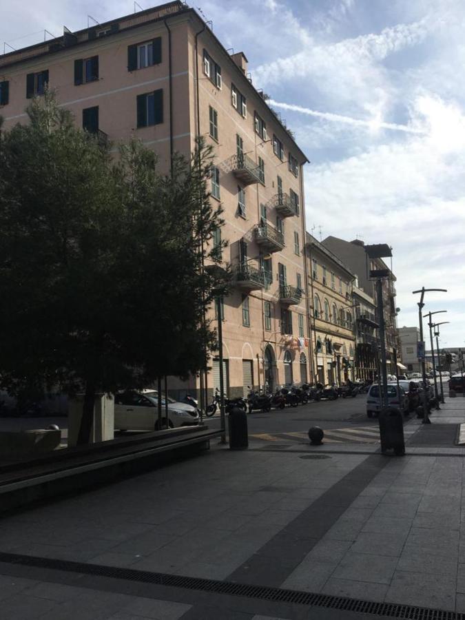 Zero 19 La Banchina Apartman Savona Kültér fotó